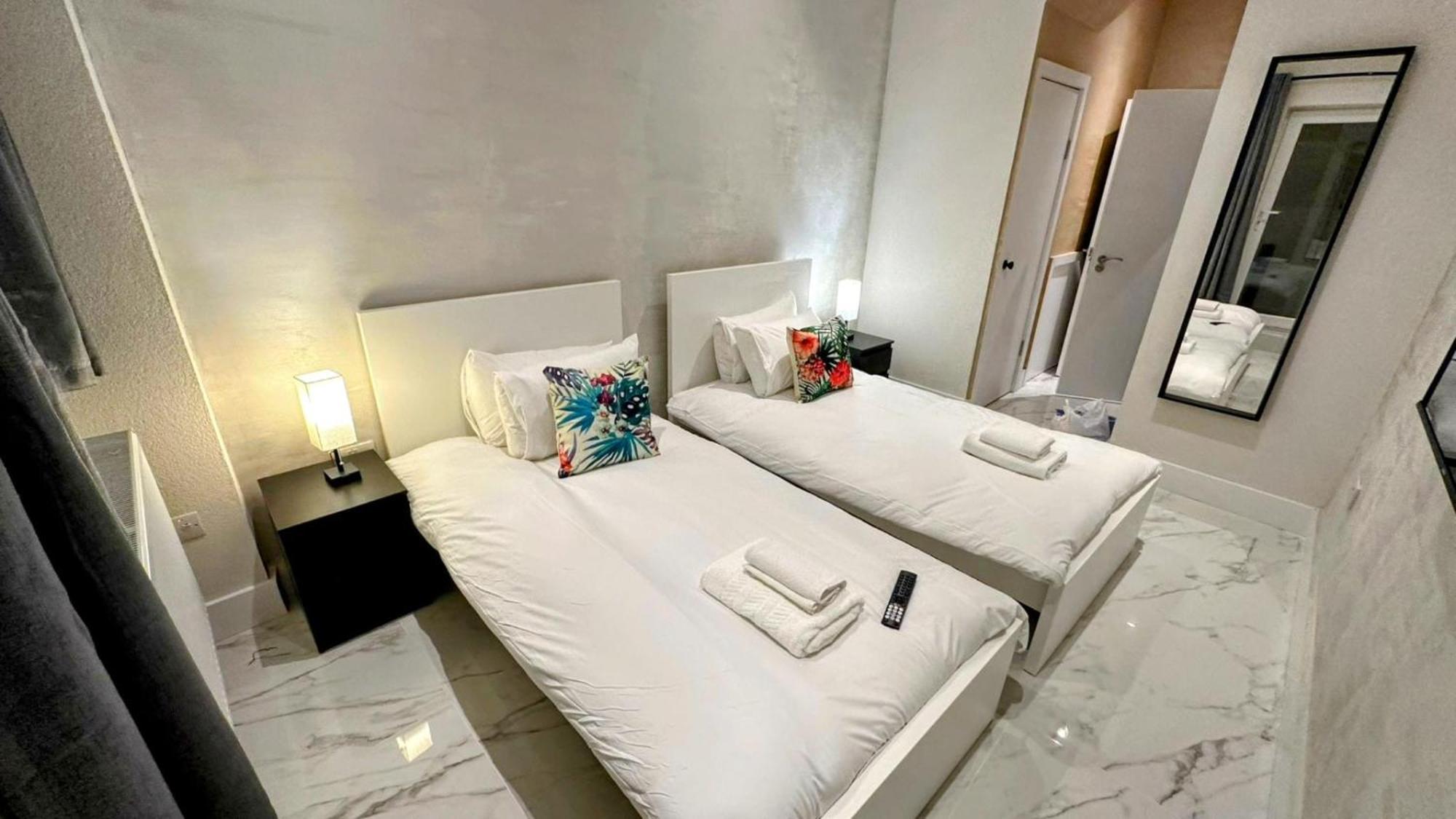 Luxury Fulham 3 Bedroom Garden House Londra Esterno foto